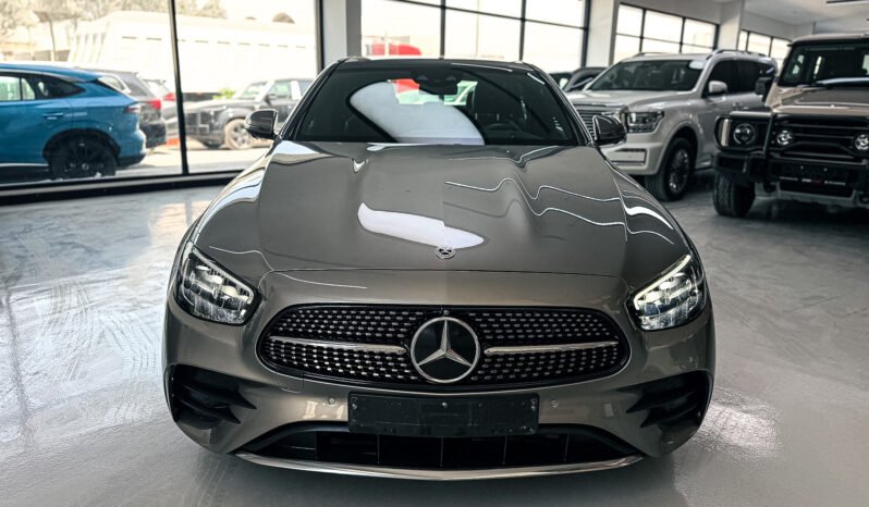 
								2023 Mercedes-Benz E-Class E 200 2.0T V4 full									